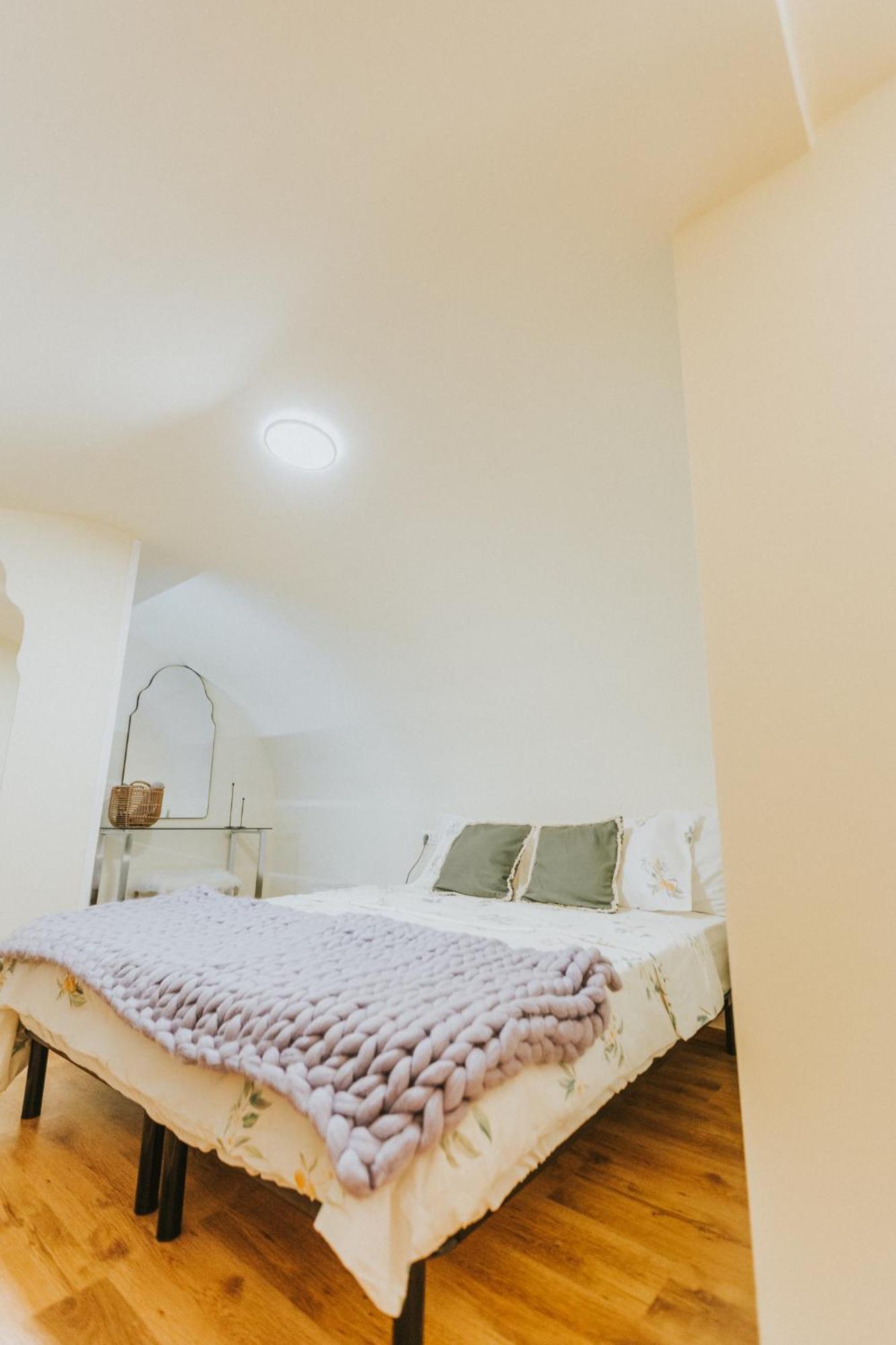 בראשוב Locart -Cozy Downtown Apartment, Near Black Church With Free Wi-Fi מראה חיצוני תמונה